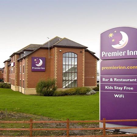 Premier Inn Blackpool East Екстериор снимка