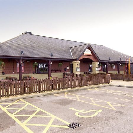 Premier Inn Blackpool East Екстериор снимка