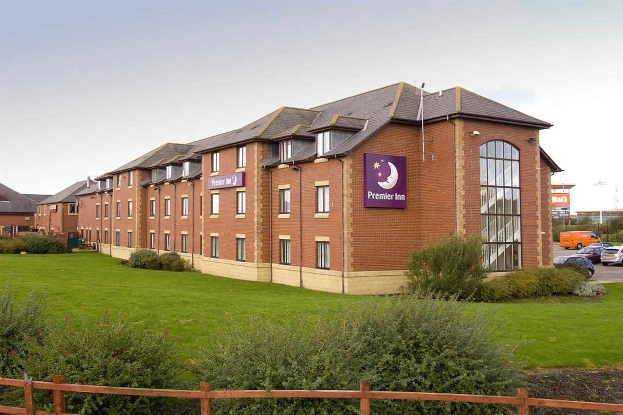 Premier Inn Blackpool East Екстериор снимка