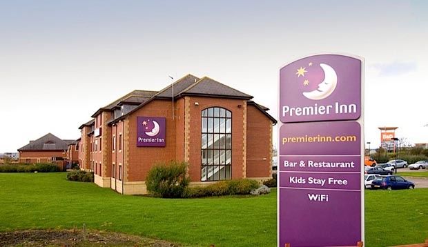 Premier Inn Blackpool East Екстериор снимка